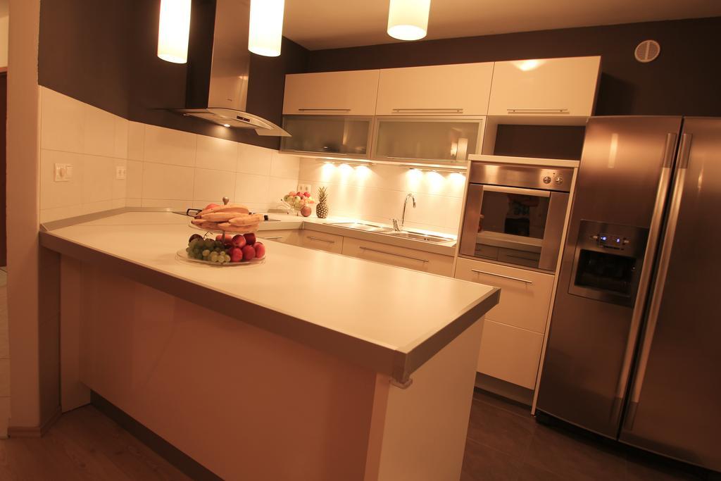 Apartment Lara Кастель-Нови Экстерьер фото