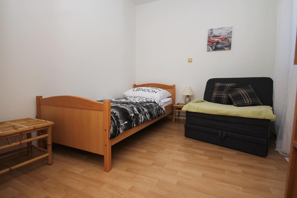 Apartment Lara Кастель-Нови Экстерьер фото